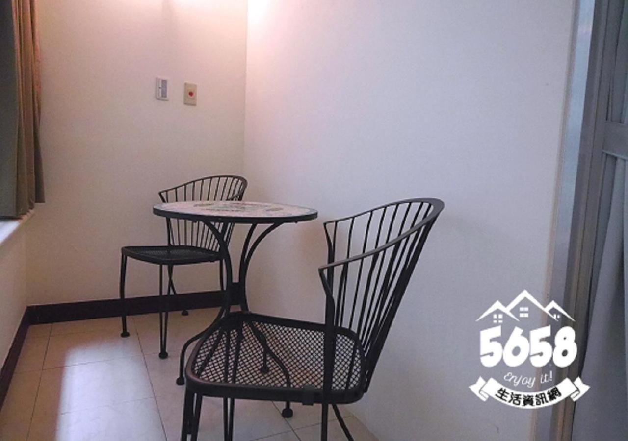 โรงแรม 85 อีเกิ้ล เกาสง ภายนอก รูปภาพ
